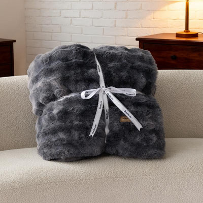 Weighted Faux Rabbit Fur Blanket – Soft & Fluffy Comfort for Stress Relief & Cozy Nights
